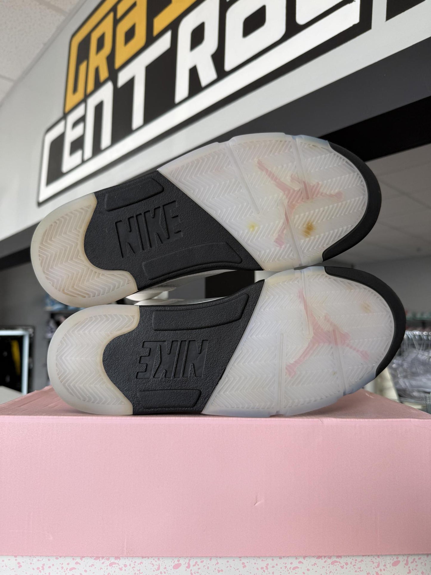 Jordan 5 "Soft Pink" Used Size 9.5