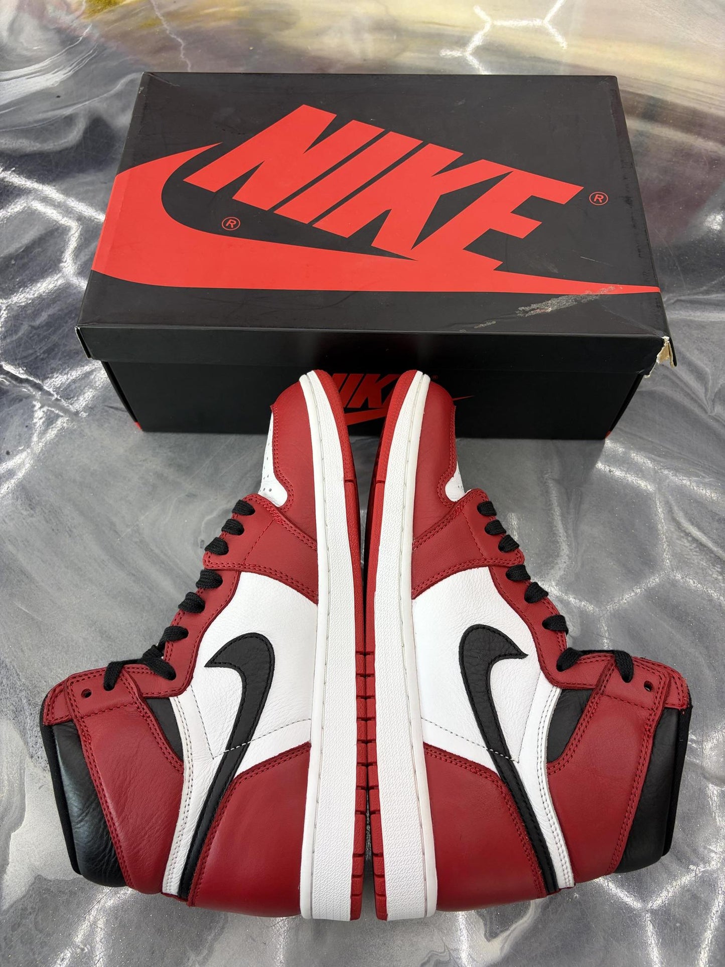 Jordan 1 "Homage To Home" Used Size 10.5