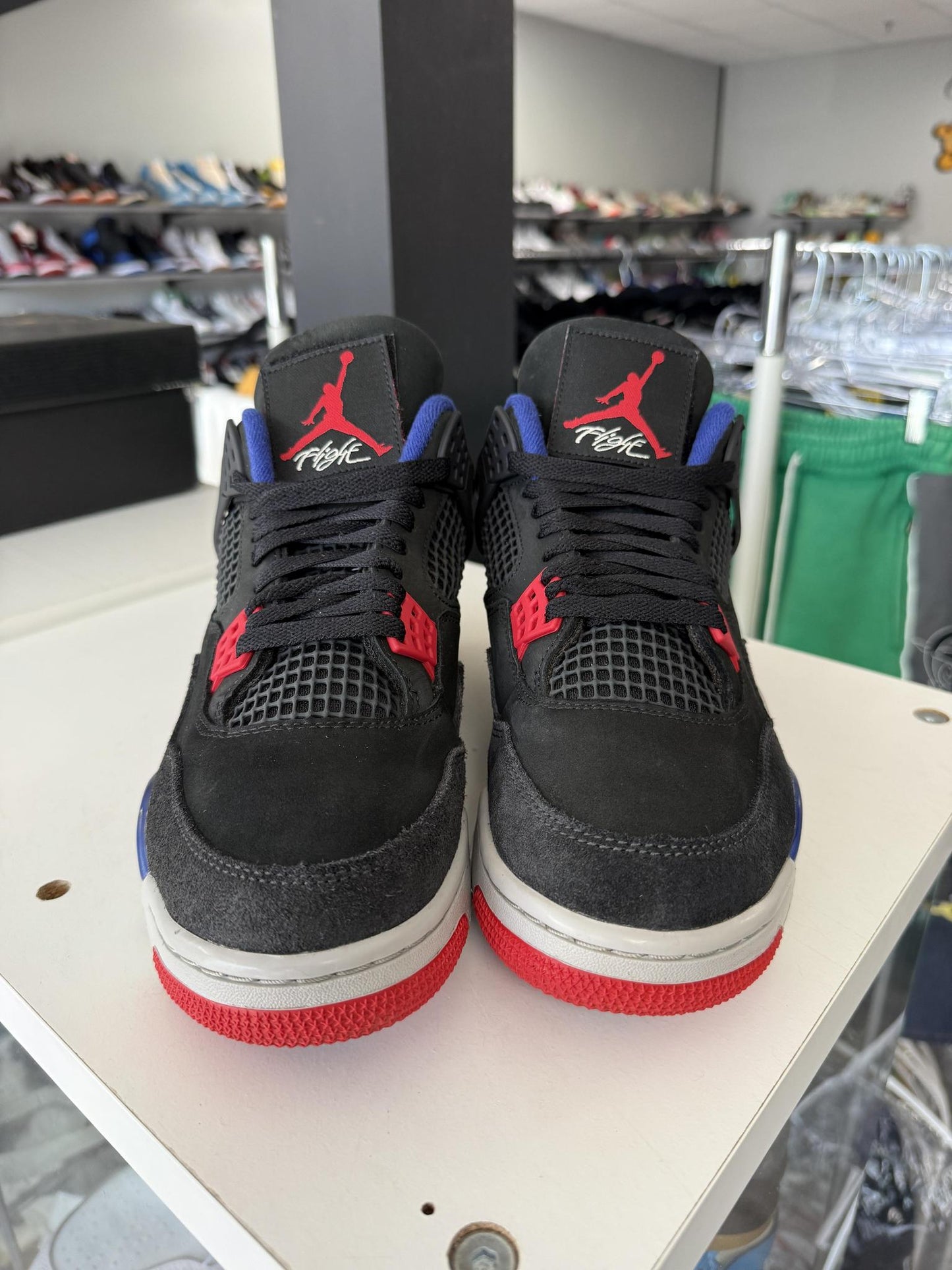Jordan 4 "Rare Air" Used Size 9