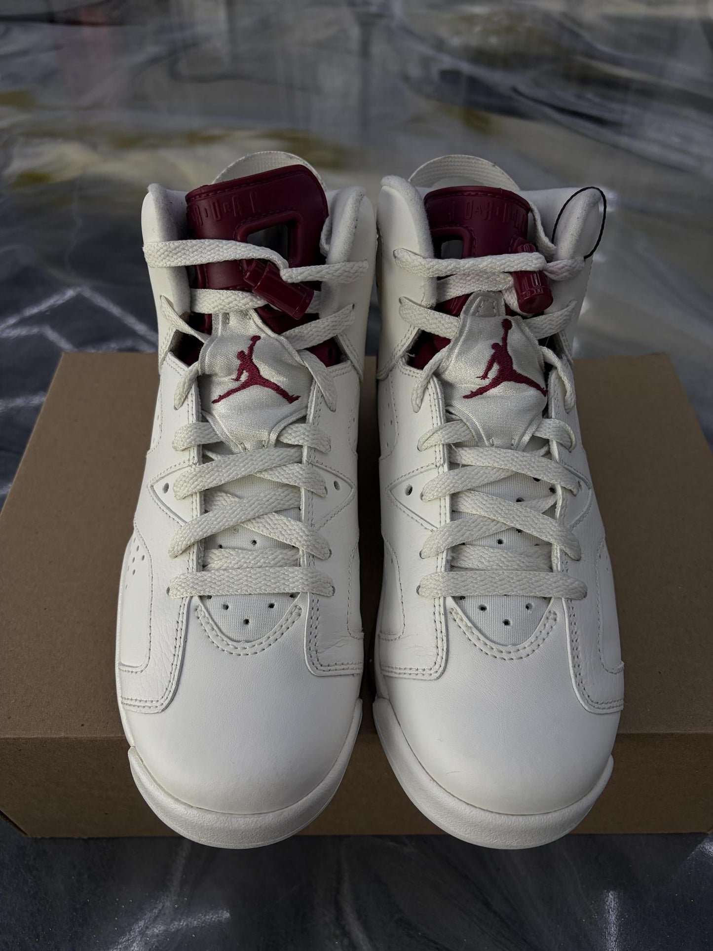 Jordan 6 "Maroon" Used Size 7Y/8.5W
