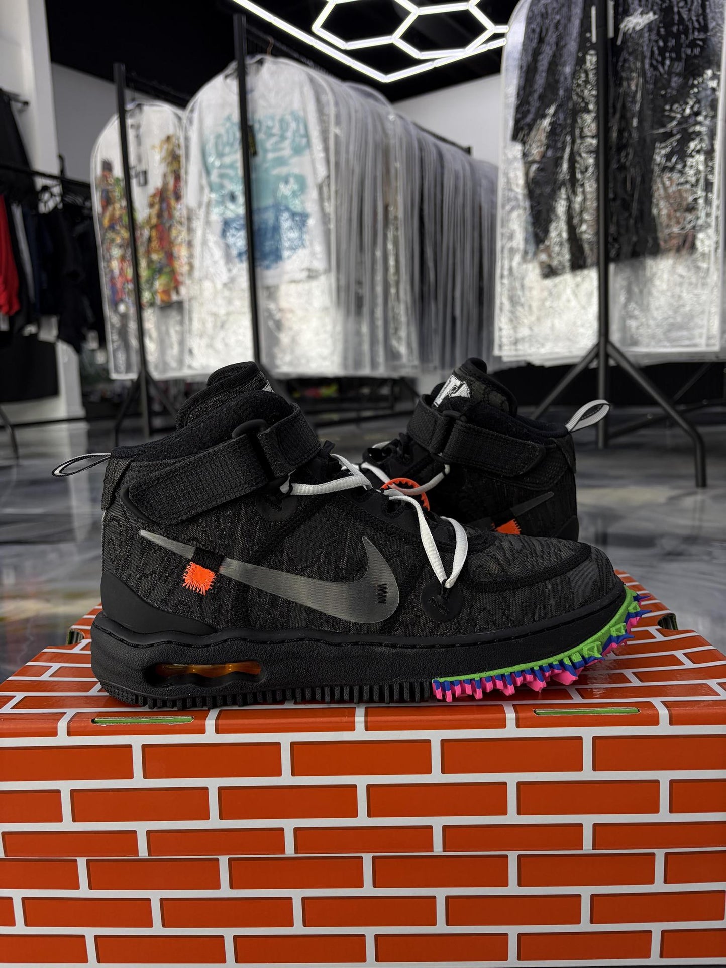 Nike X Off White Air Force 1 Mid "Black" Used Size 9