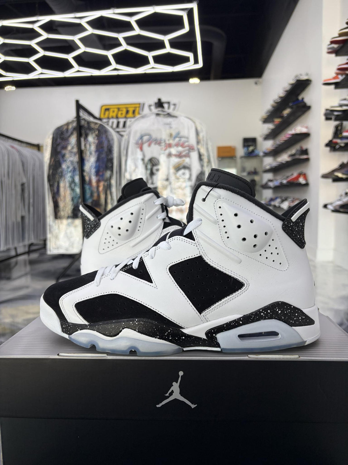 Jordan 6 "Oreo" Used Size 11.5