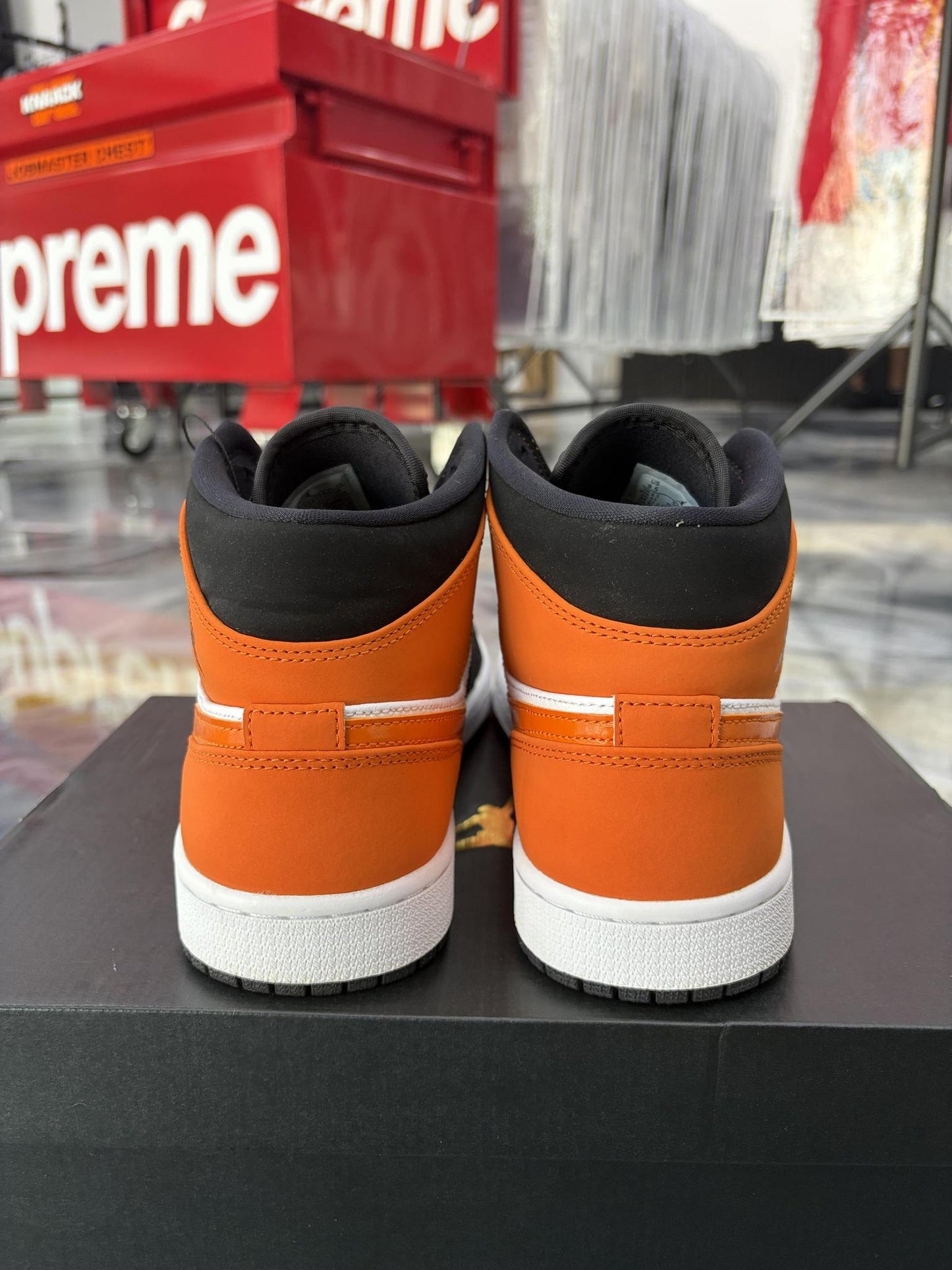 Jordan 1 Mid "Shattered Backboard" Used Size 9.5