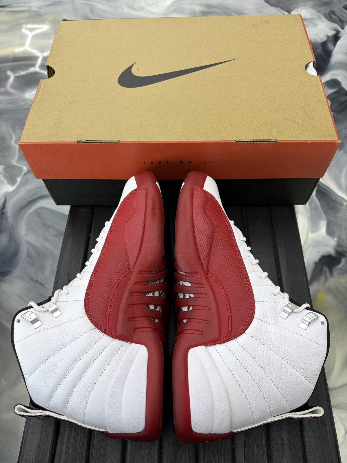 Jordan 12 "Cherry" Used Size 9