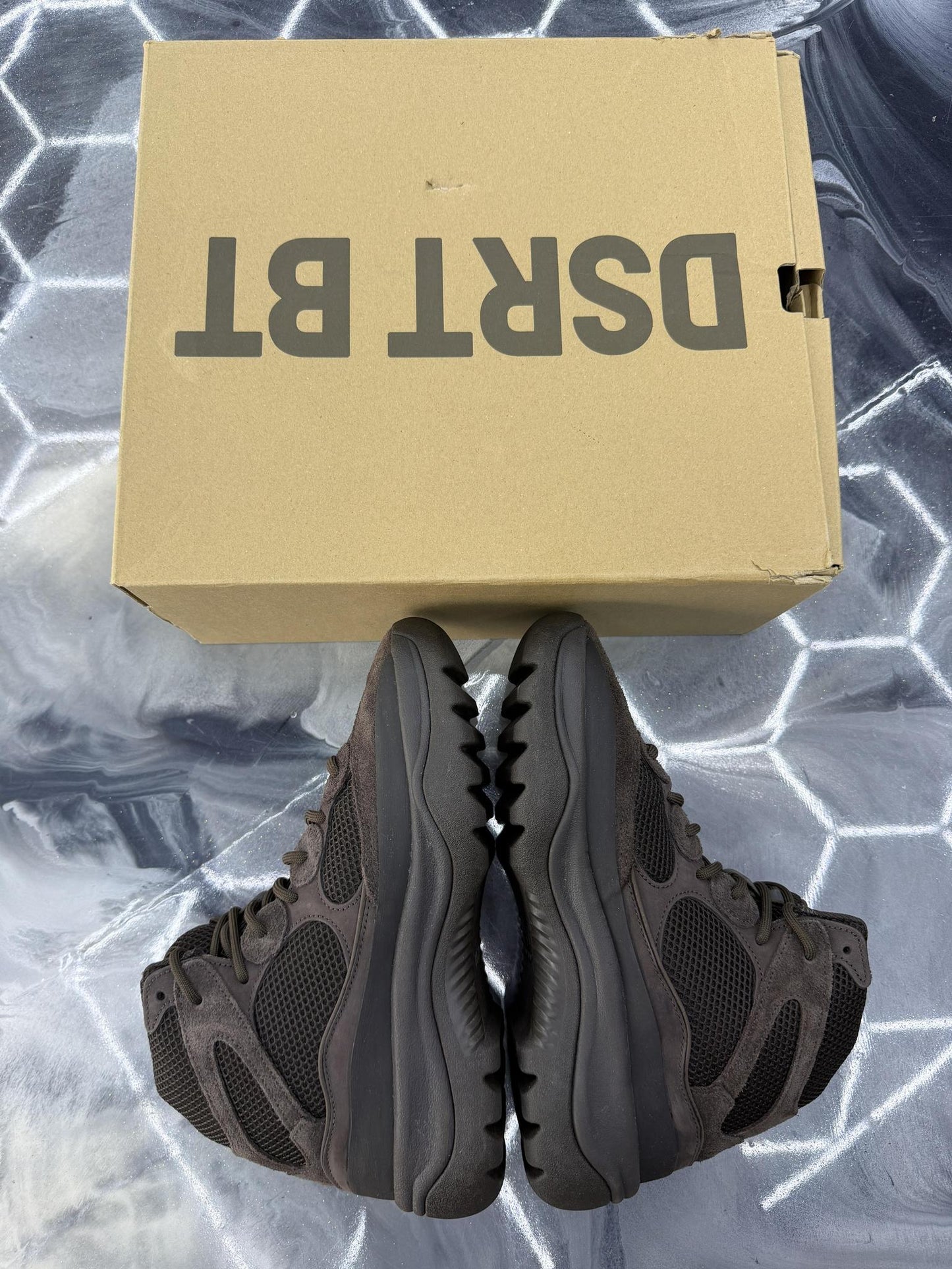 Yeezy Desert Boot "Oil" Used Size 10