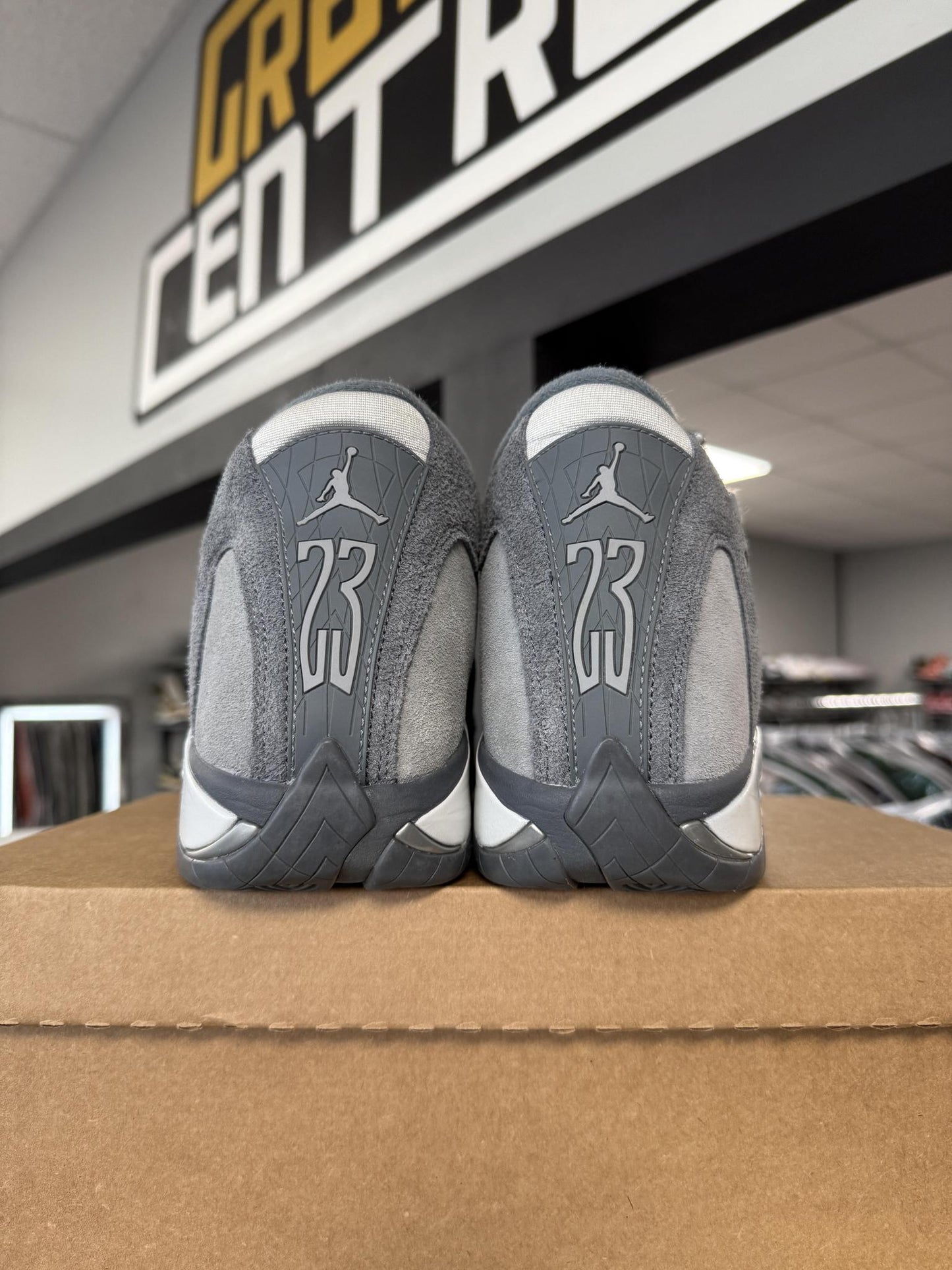 Jordan 14 "Wolf Grey" Used Size 9.5