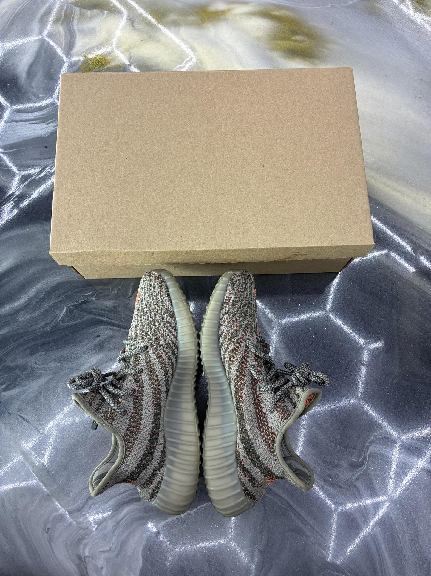 Yeezy 350 V2 Beluga Used Size 5.5Y/7W