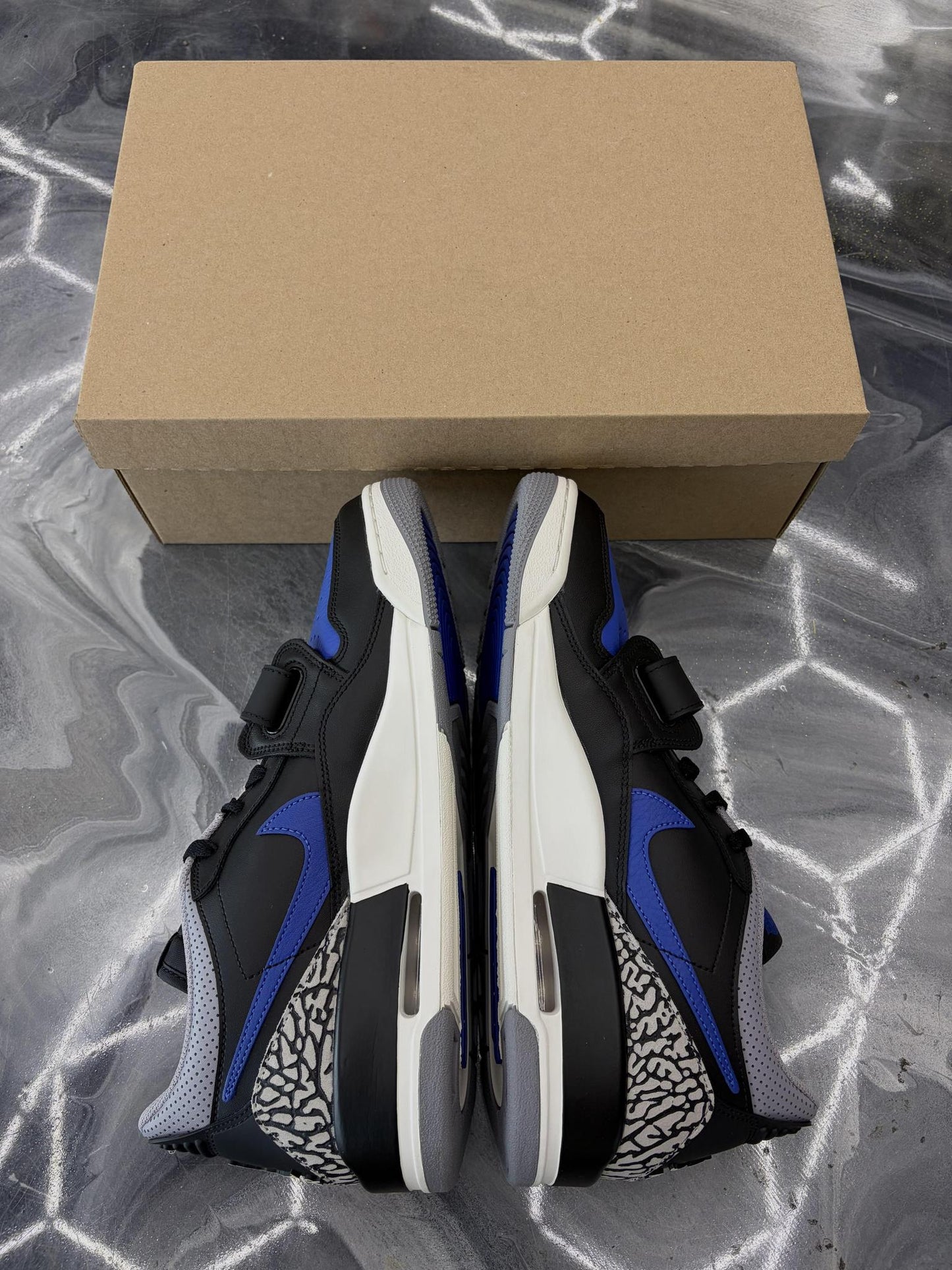 Jordan Legacy 312 "Black Blue" Used Size 10.5