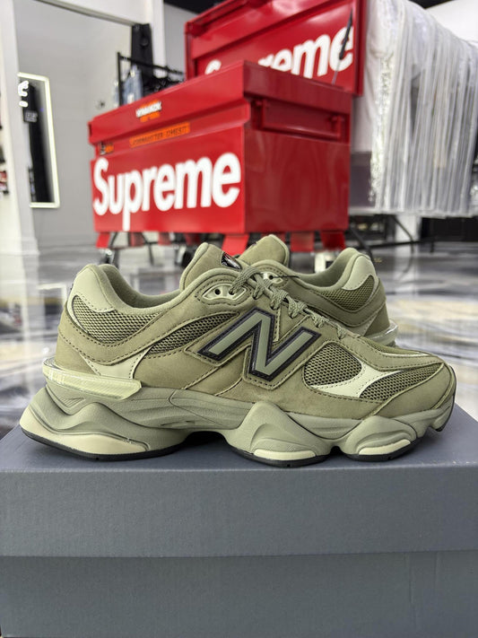 New Balance 9060 "Dark Olivine" Used Size 9