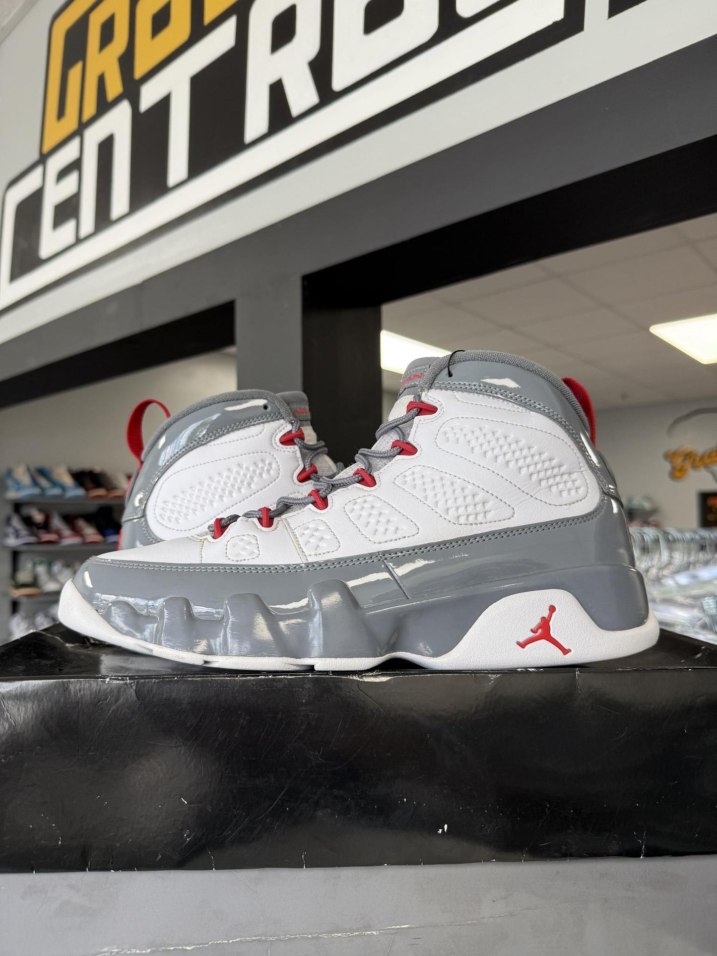 Jordan 9 "Fire Red" Used Size 10