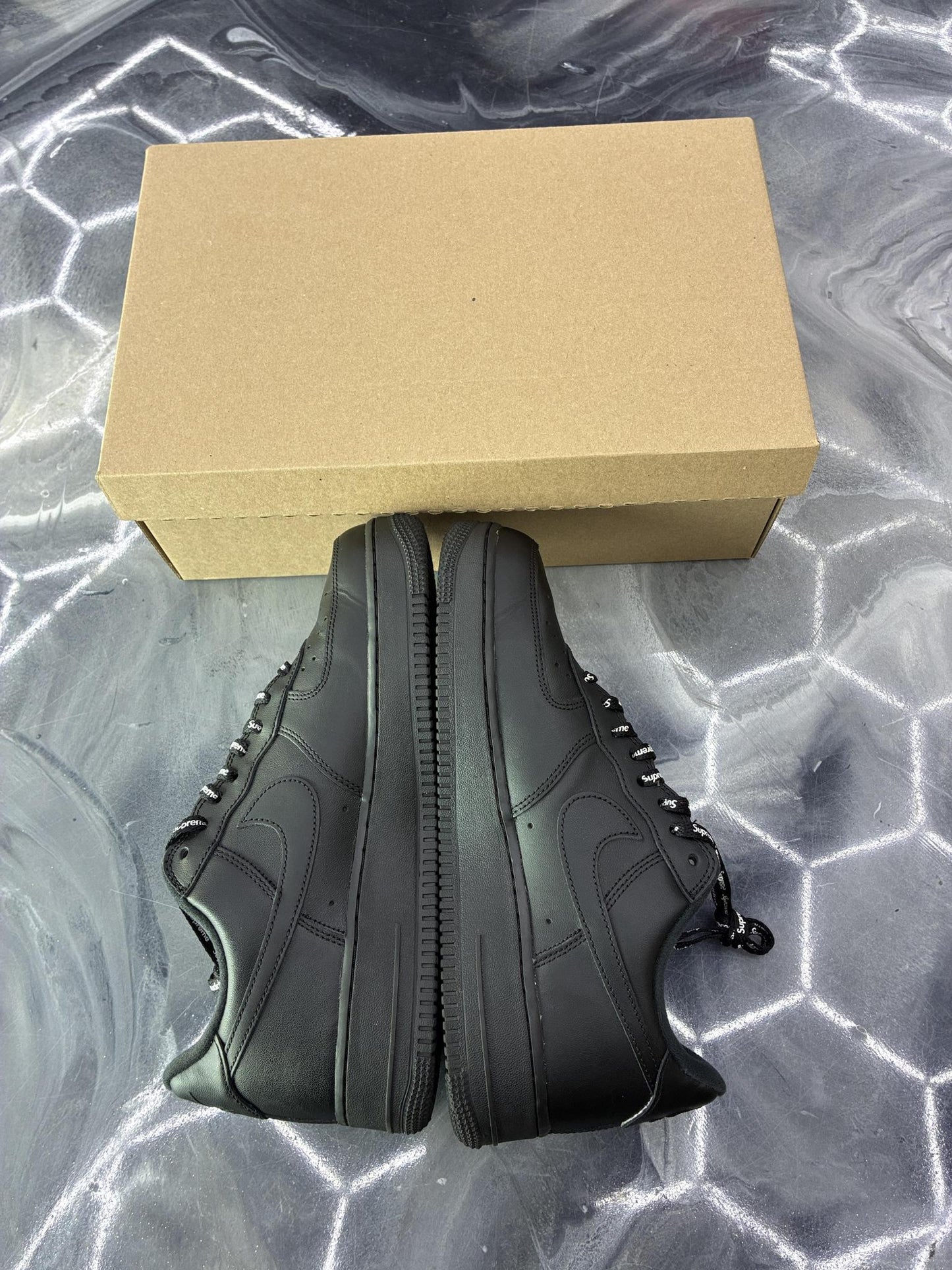 Nike Air Force 1 "Supreme Black" Used Size 9.5