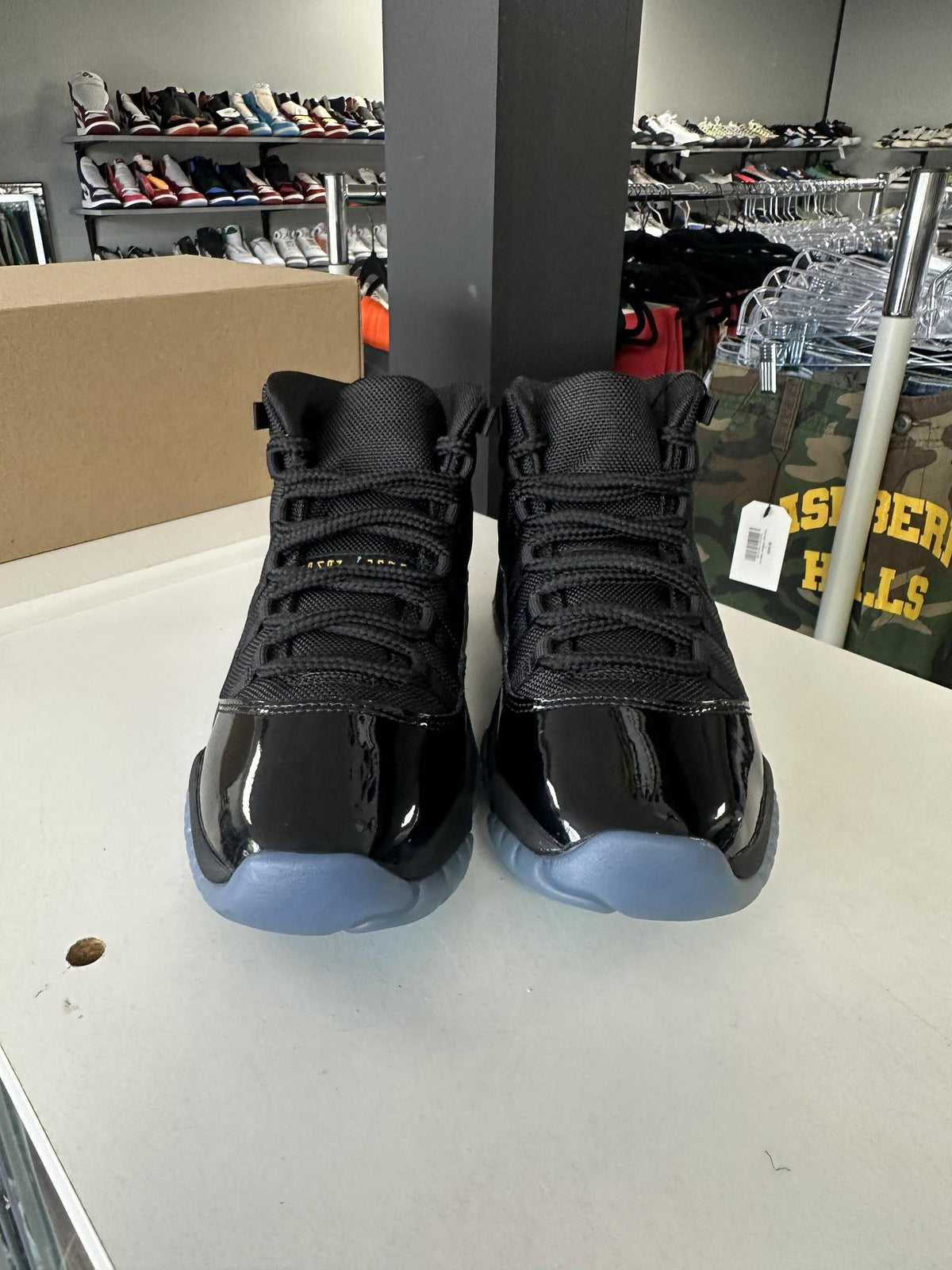 Jordan 11 "Gamma" Used Size 5Y/6.5W
