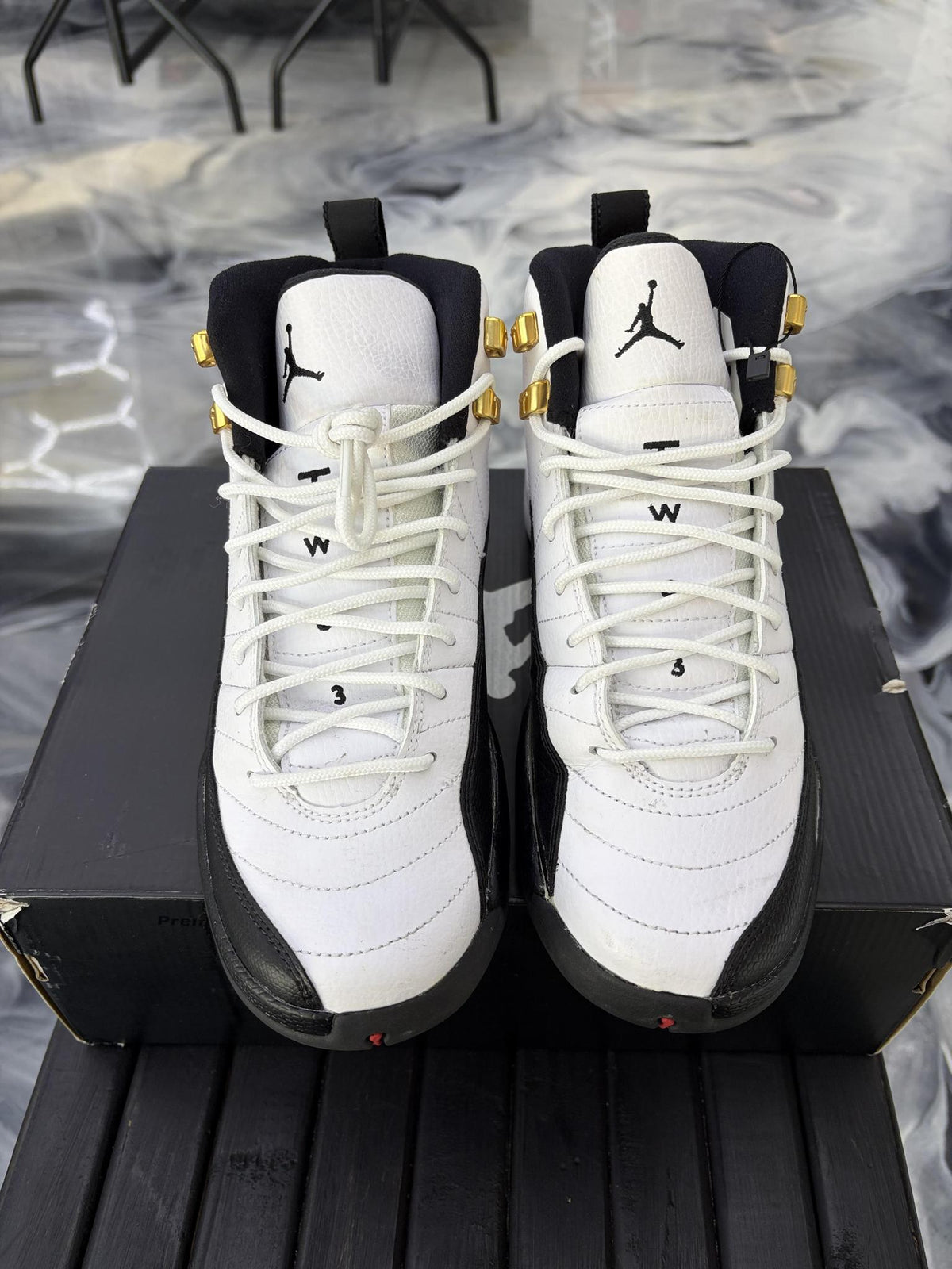 Jordan 12 "Taxi 2013" Used Size 6.5Y/8W