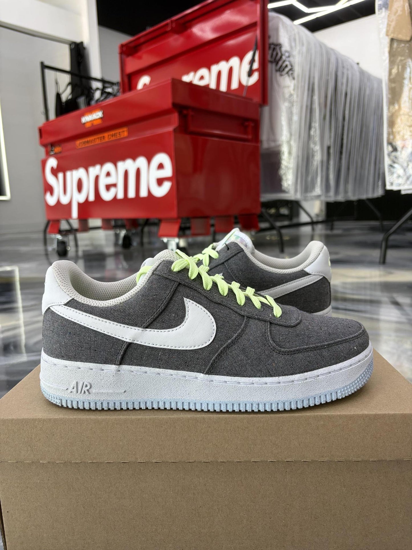Nike Air Force 1 "Recycled Canvas" Used Size 8.5
