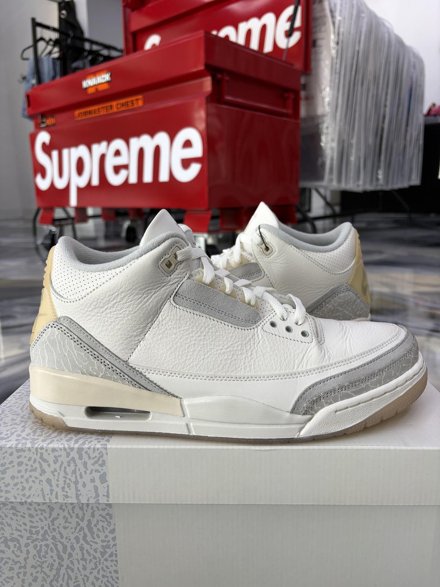Jordan 3 "Craft Ivory" Used Size 11