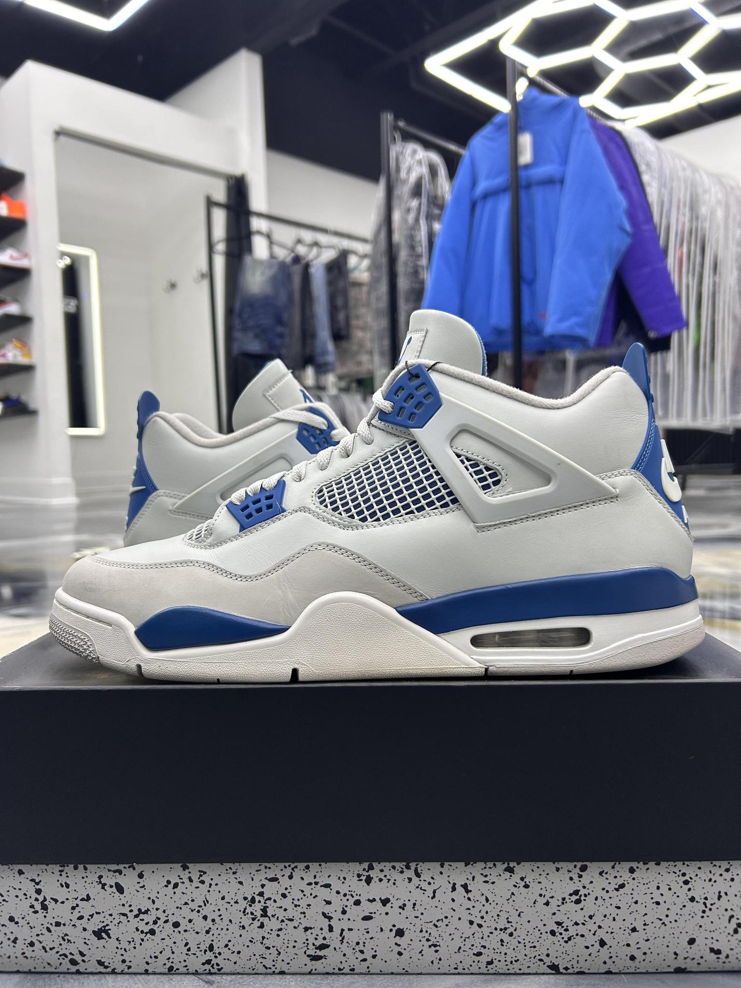 Jordan 4 "Military Blue" Used Size 16