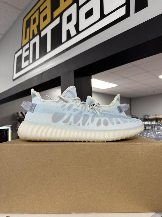 Yeezy 350 V2 "Mono Ice" Used Size 14