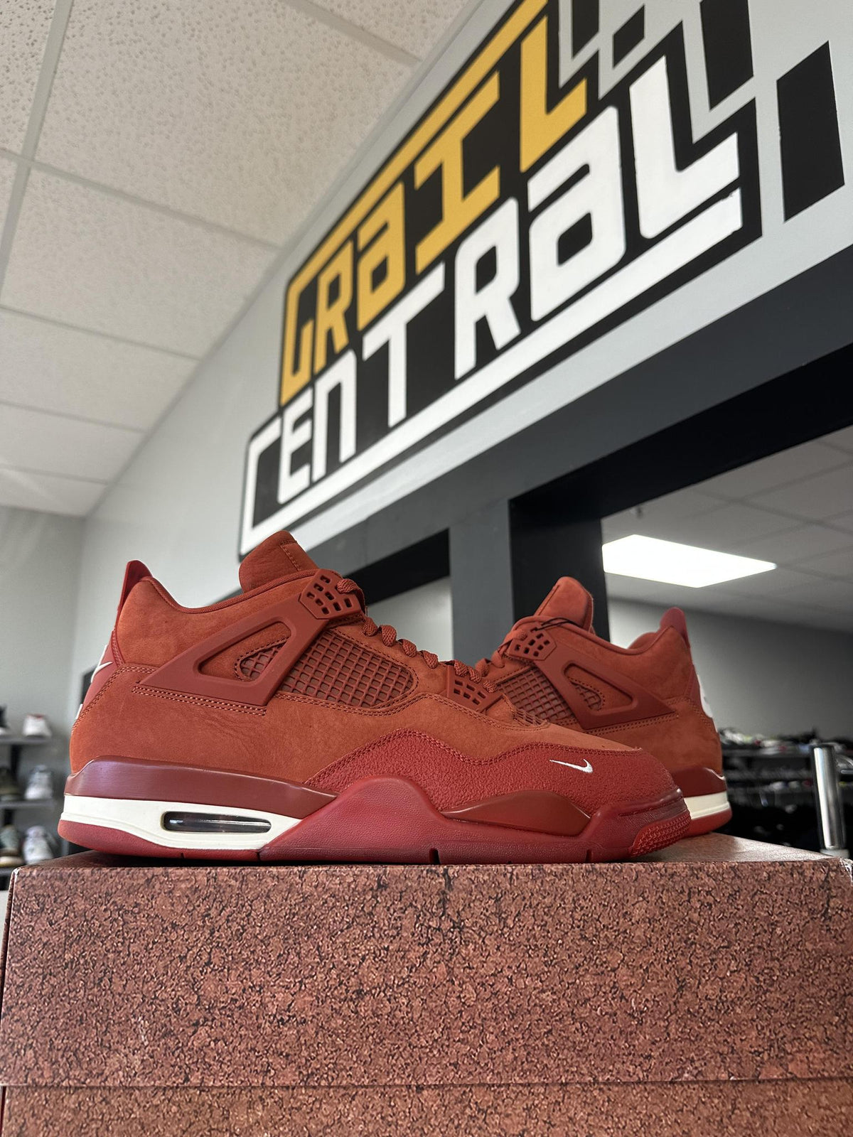 Jordan 4 "Brick By Brick" Size 10.5 Used