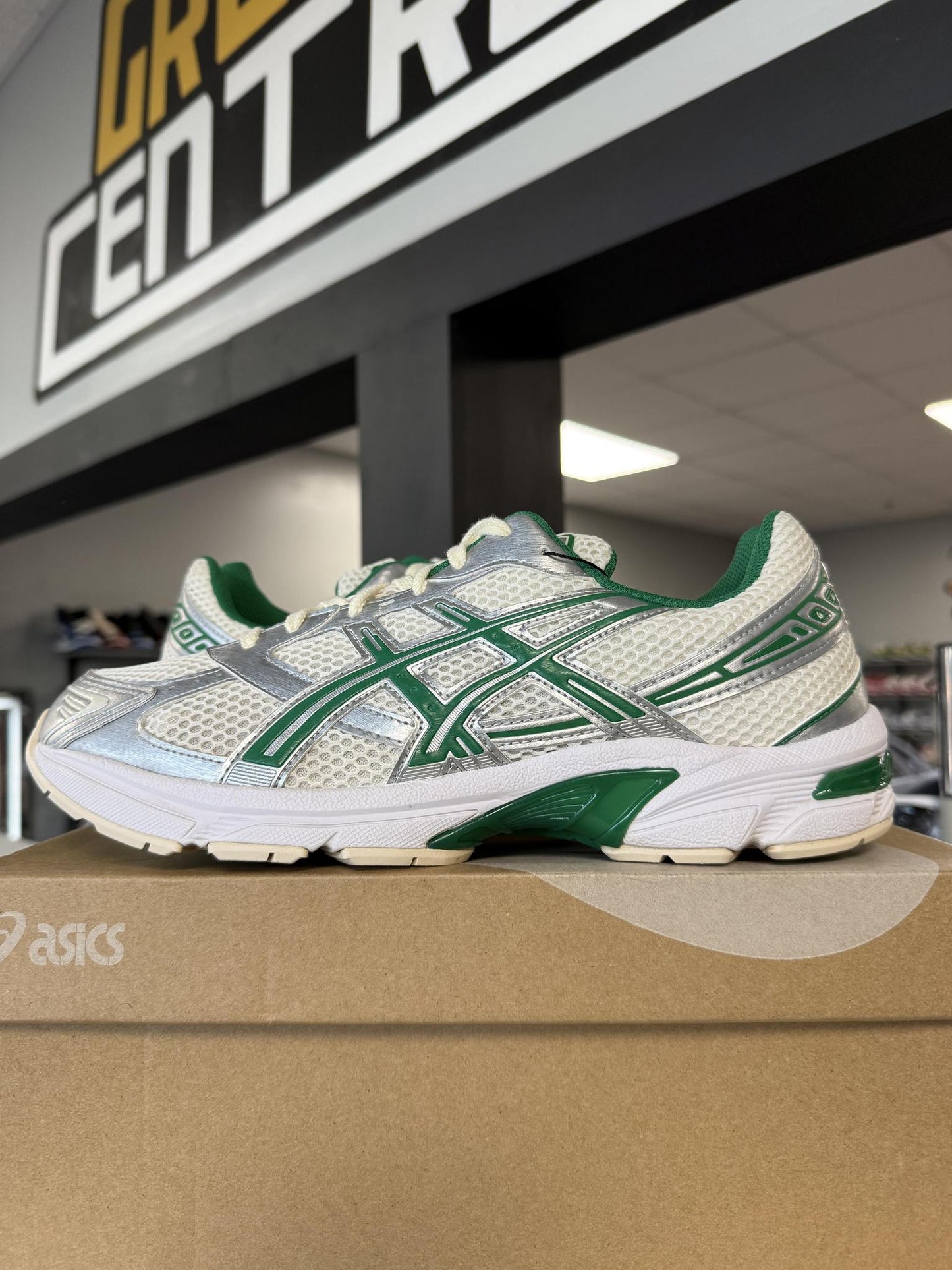 Asics Gel 1130 "Kale Cream" Used Size 10