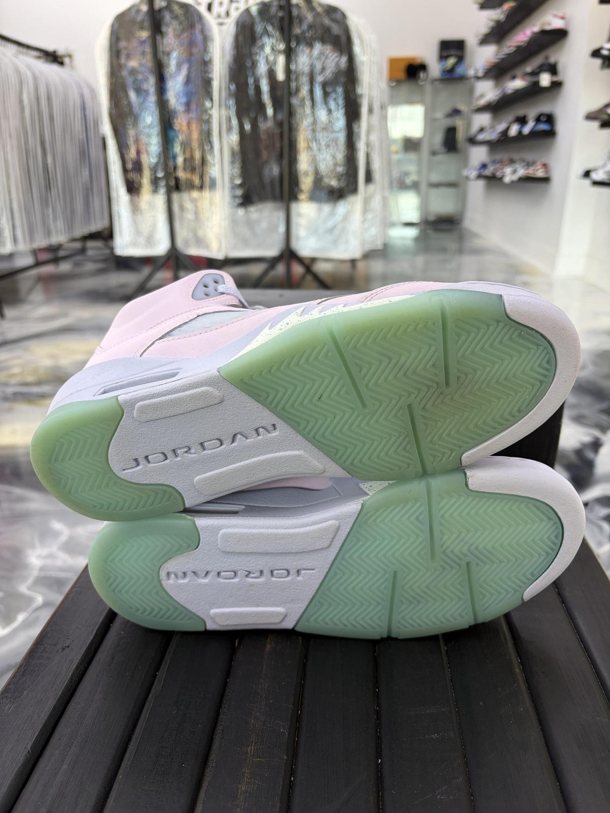 Jordan 5 "Easter" Used Size 6Y/7.5W