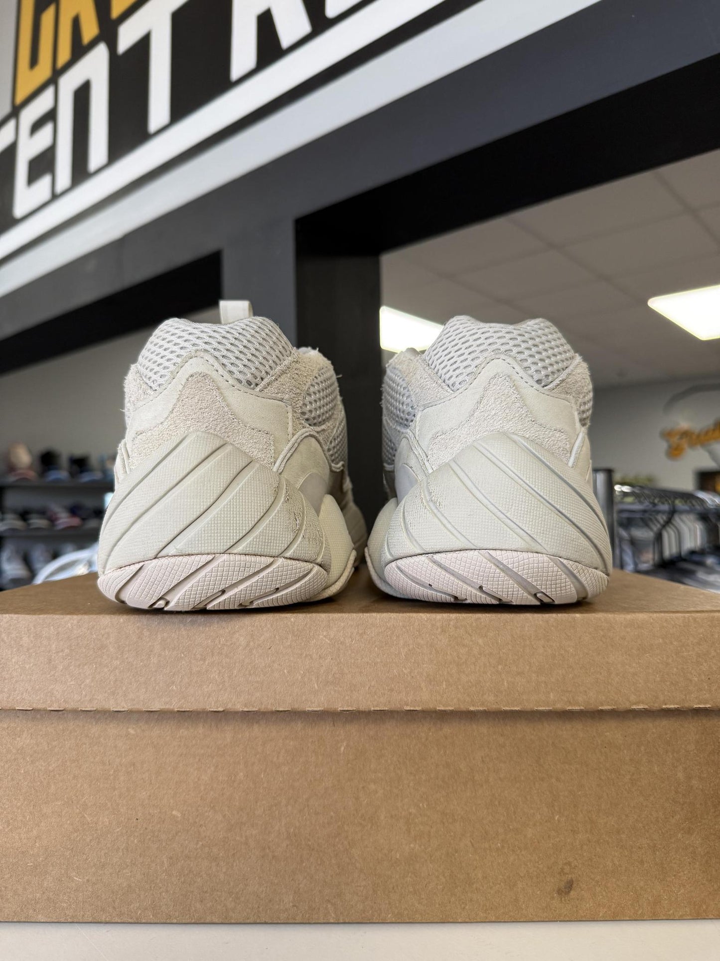 Yeezy 500 Blush Used Size 15