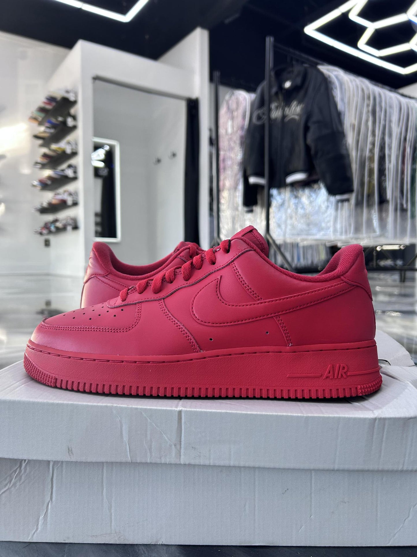 Nike Air Force 1 "Triple Red" Used Size 10.5