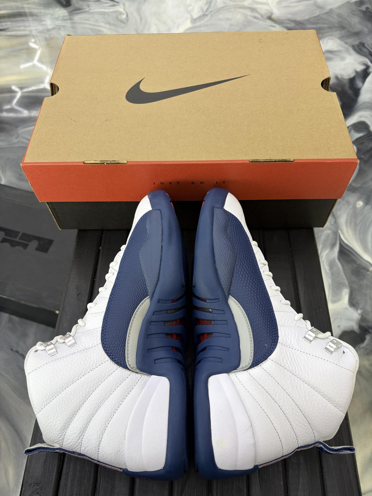 Jordan 12 "French Blue" Used Size 9.5