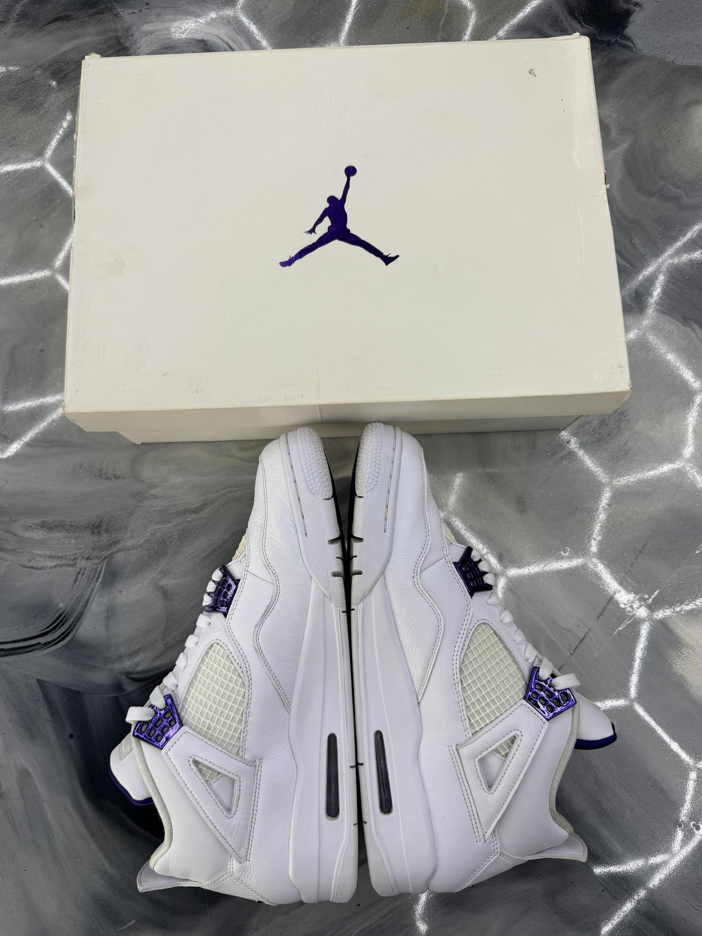 Jordan 4 "Metallic Purple" Used Size 13