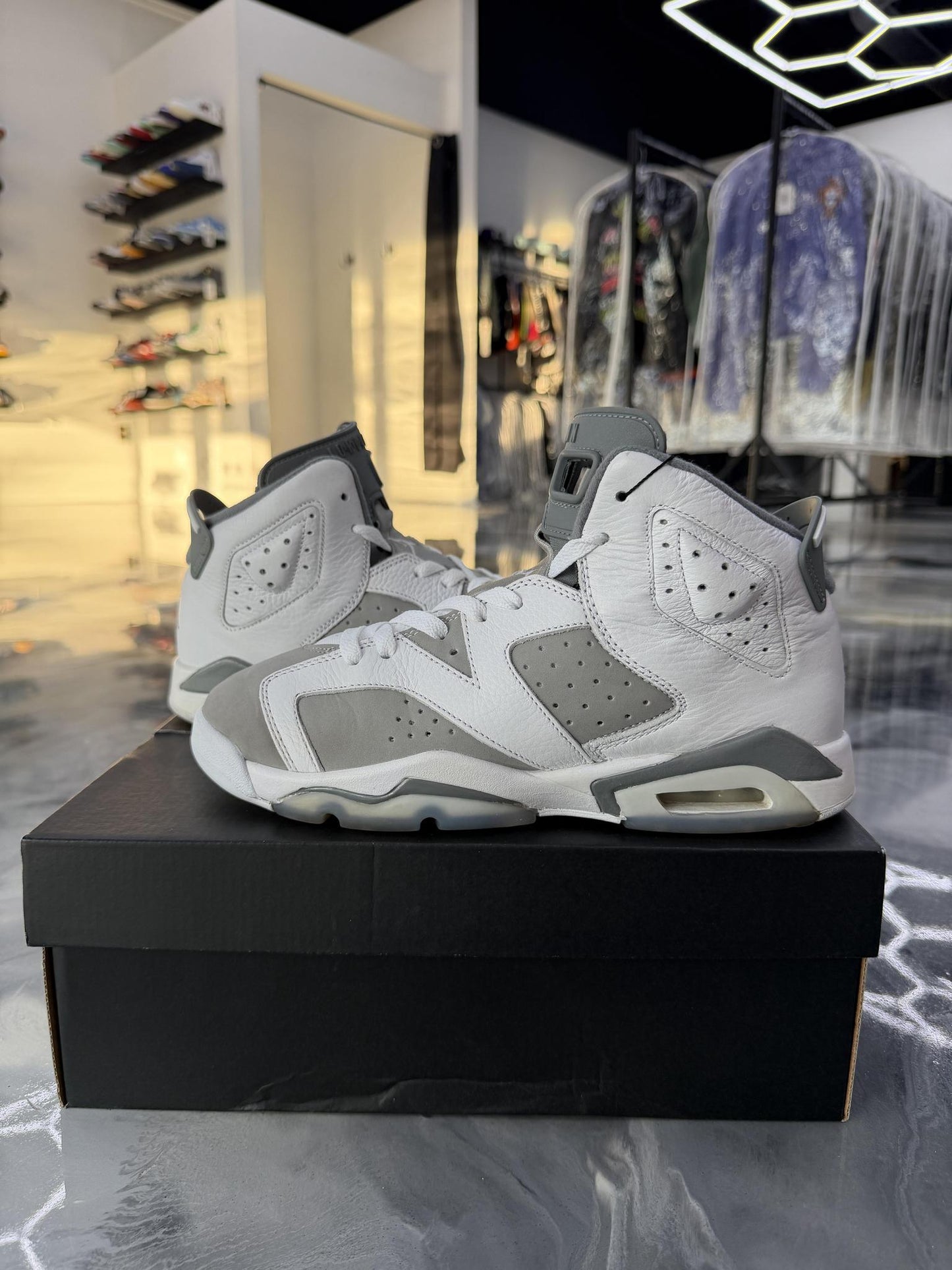 Jordan 6 Cool Grey Used Size 7Y/8.5W